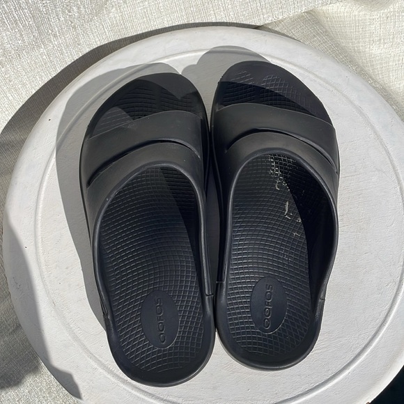 Oofos Men’s Ooahh Slide Sandal - Black Unisex Slide Women’s Sz 10/ Men’s 8 main image 11